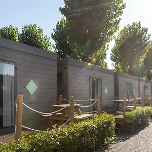 https://camping-village-jolly.hotelinveneto.com
