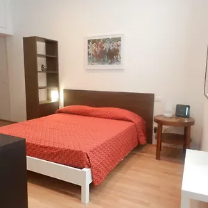 Central Guesthouse La Spezia